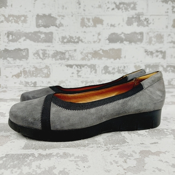 NEW Clarks Artisan Daelyn Suede Comfort Wedges Heels T194 - Picture 1 of 12